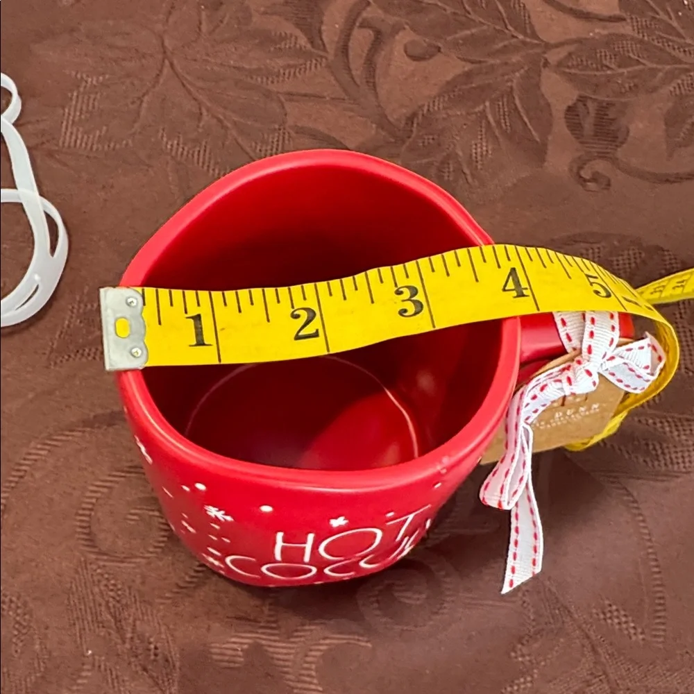 ❄️ Rae Dunn Holiday Mug with Matching Coaster - Picture 8 of 11